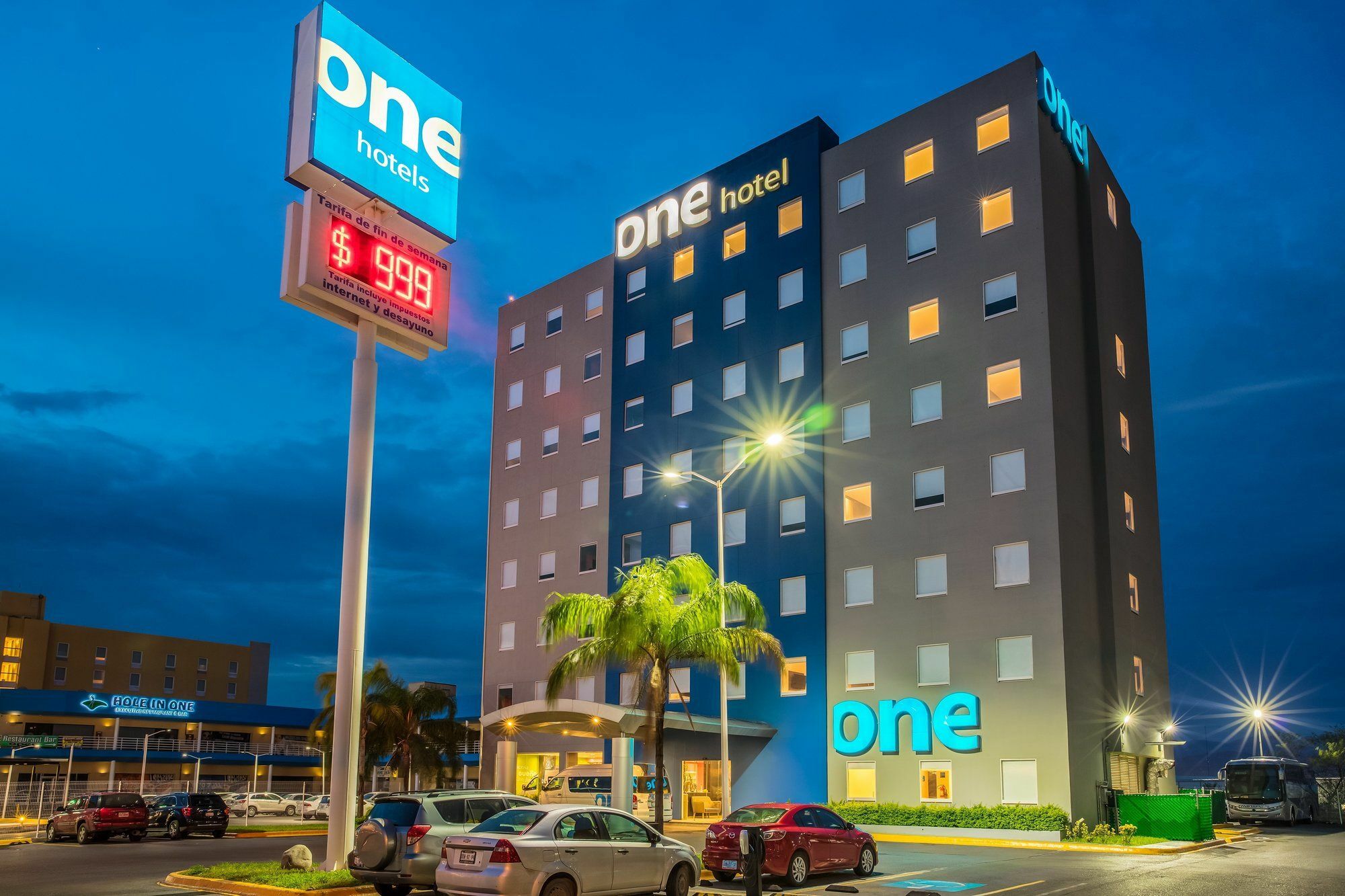 One Monterrey Aeropuerto Hotel Apodaca Exterior photo
